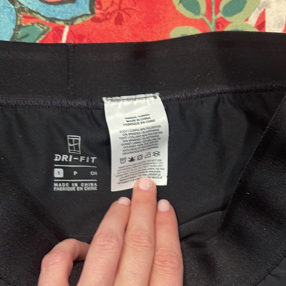 Nike tennis skirt - Picture 3 of 3